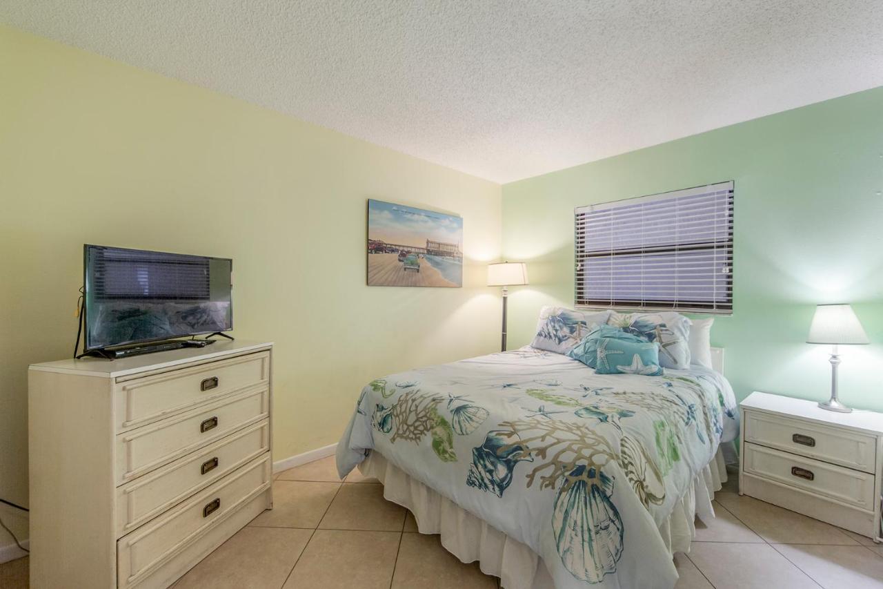 407 Beach Place Condos سانت بيتي بيتش المظهر الخارجي الصورة